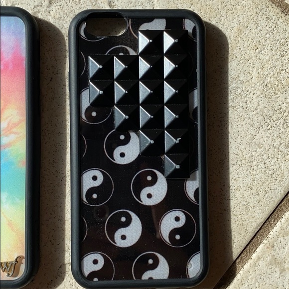 3 Wildflower cases - Picture 4 of 8